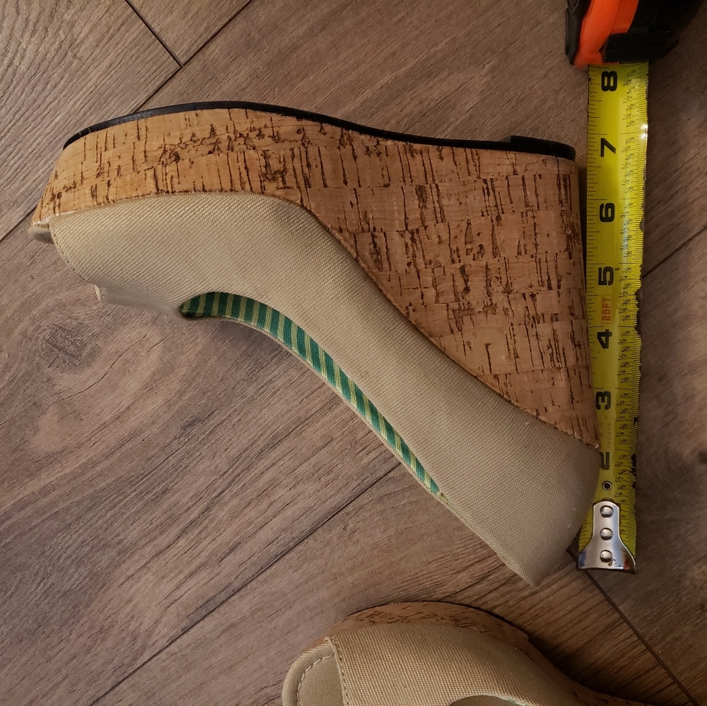 Wedges - Picture 6 of 6